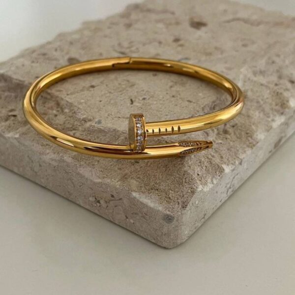 Nail Luxe Bangle