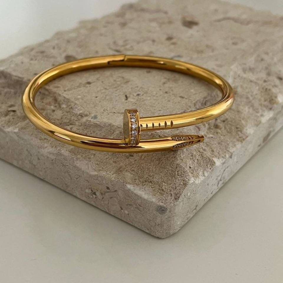 Nail Luxe Bangle